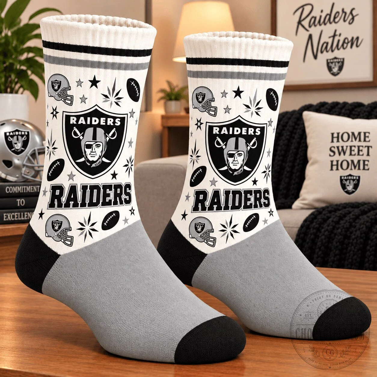 Las Vegas Raiders Football Team Logo Patterned Crew Socks for Men and Women